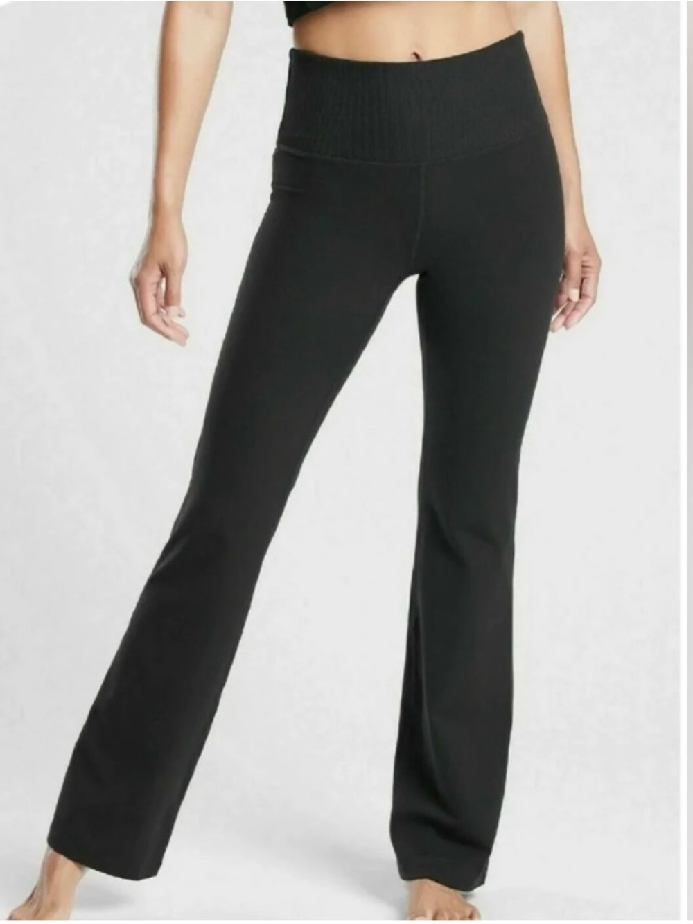 Athleta Studio Flare Pants Size Medium Black High Rise Stretch Pull On Yoga